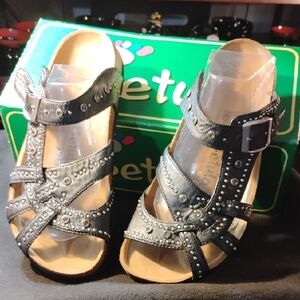 BETULA Women's Black Strappy Sandals